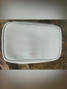 Modus Small Light Gray Jewelry Travel Pouch